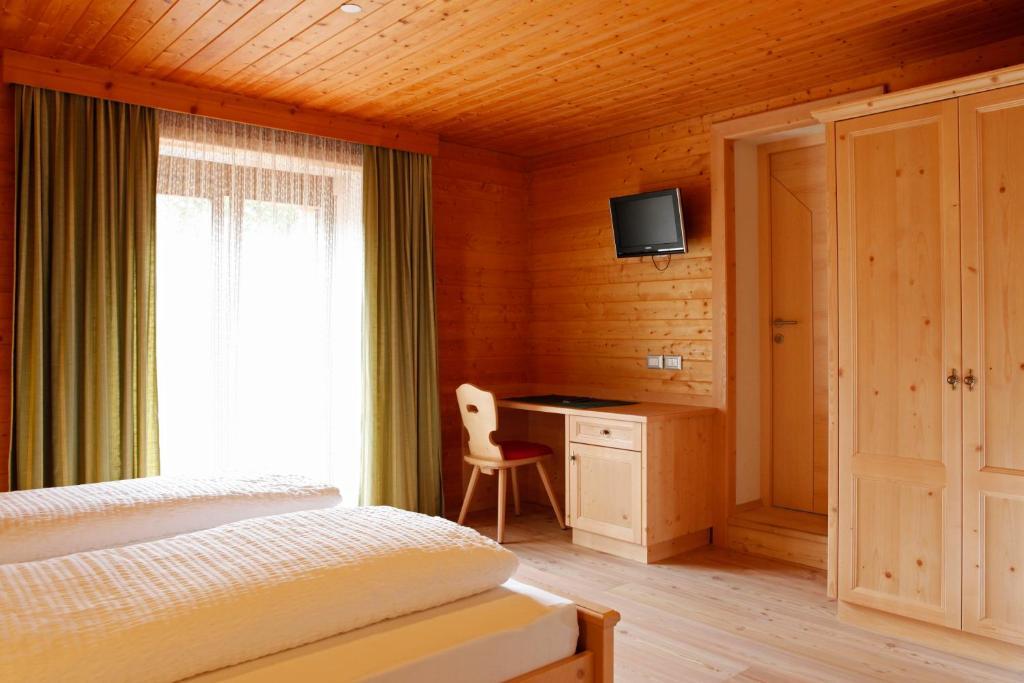 Отель Garni Iosc Сан-Виджилио-ди-Мареббе Экстерьер фото